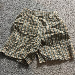 Boys green dog plaid shorts size 3T green and orange plaid striped shorts- ties